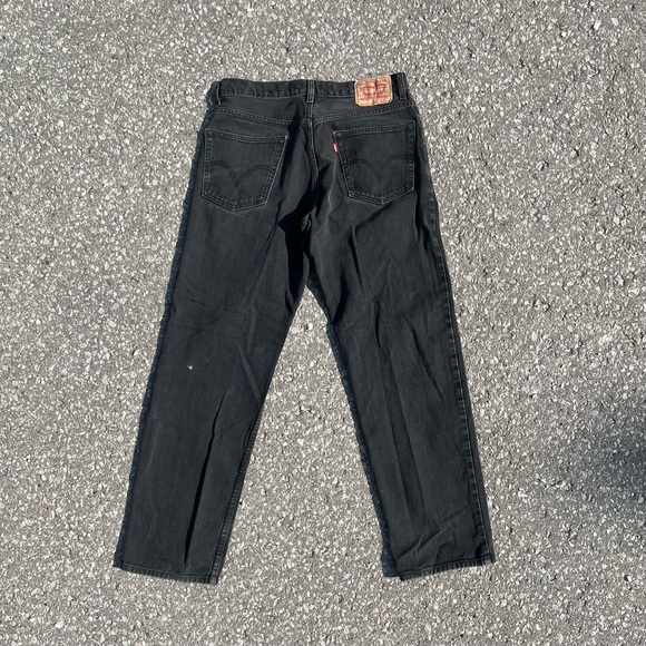 Vintage Levi’s 550 Relaxed Fit Men’s Jeans - Picture 2 of 2